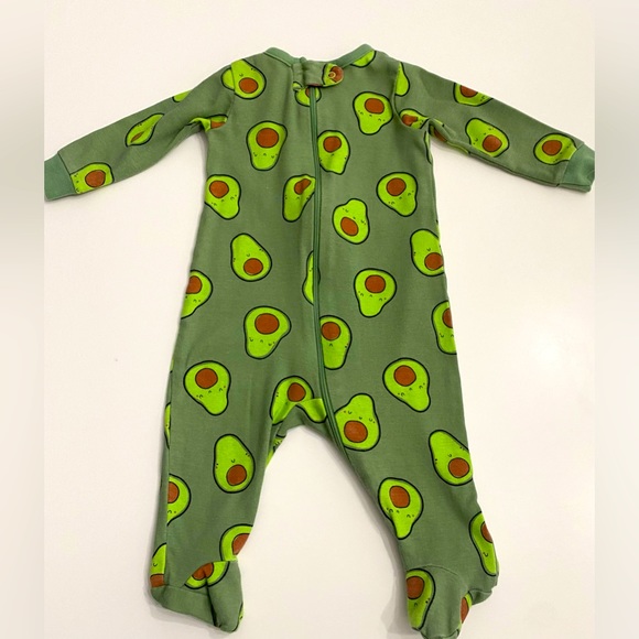 Gerber Other - Preloved Baby Unisex Green Avocado Cotton/Spandex Gerber Footie Outfit 0-3 Month